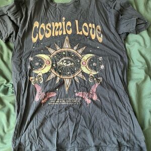 Cosmic Love Graphic Tee - Gray